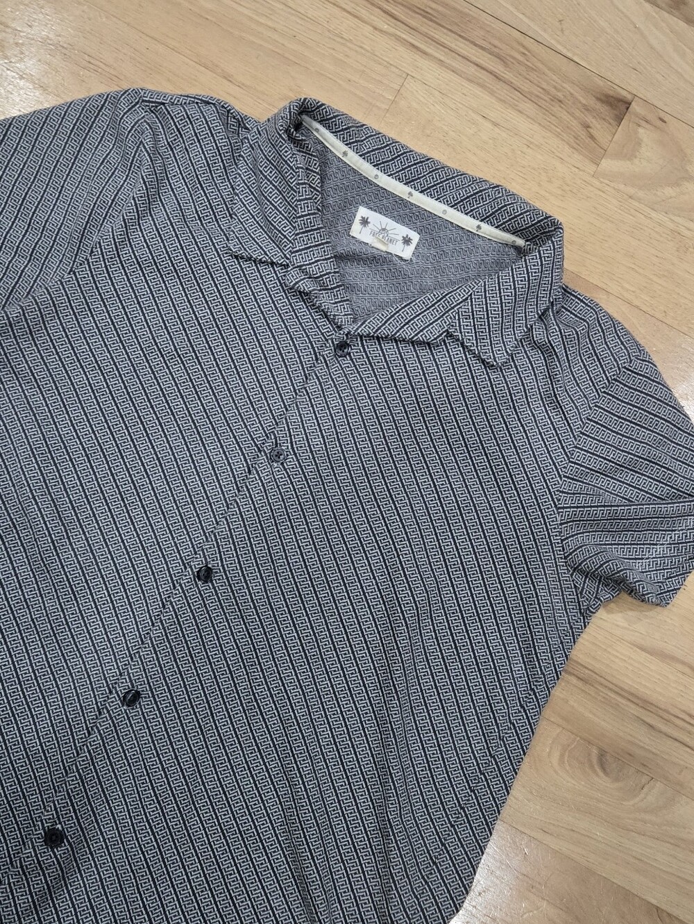 Men's Short-Sleeve Button Shirt - Black & White Geometric